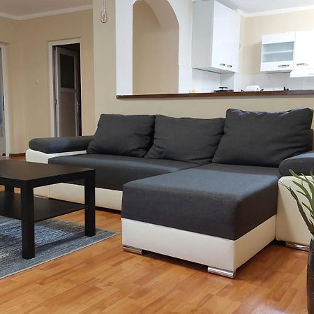 Casa Mario Apartment Oradea Exterior foto