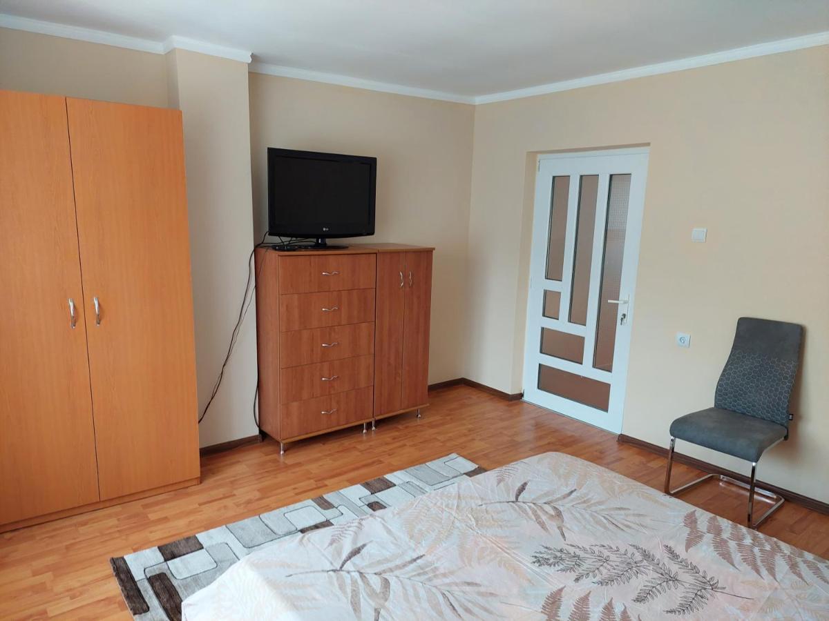 Casa Mario Apartment Oradea Exterior foto